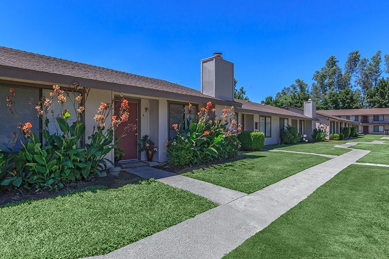 LincolnGardens_800pxw